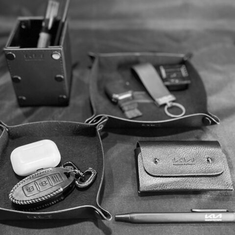 Vegan Leather<br> <em>Gift </em> Box
